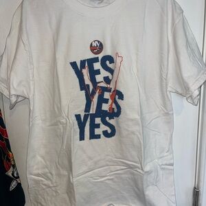 NEW Men’s New York Islanders YES YES YES White Graphic T-Shirt Sz L
